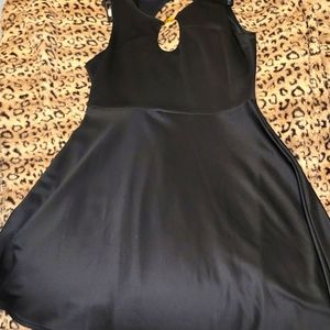 NICKI MINAJ Lil black dress